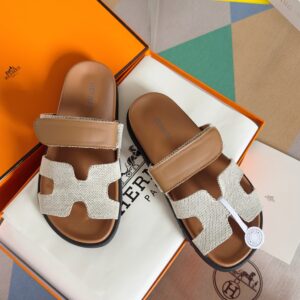 Hermes Chypre Series leather design casual slip-on