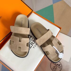 Hermes Chypre Series leather design casual slip-on