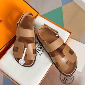 Hermes Chypre Series leather design casual slip-on