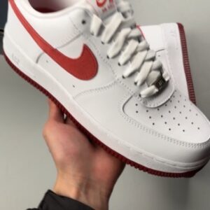 Nike Air Force 1情人节版本