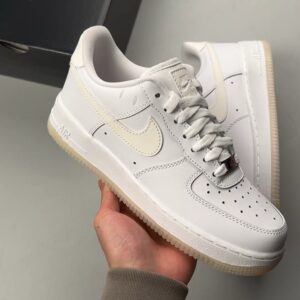 Nike Air Force 1 LX color changing hook