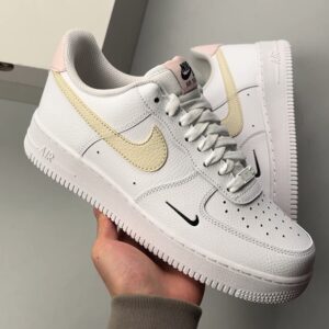 Nike Air Force 1 white powder version