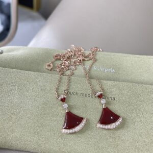 Bv large red dress necklace king blockbuster promotion
