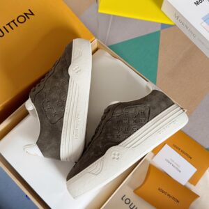 Louis Vuitton Groovy platform sneakers