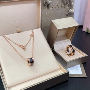 Bvlgari black ceramic necklace with ceramic ring