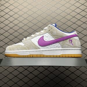 Nike SB Dunk Low Rayssa Leal Collab