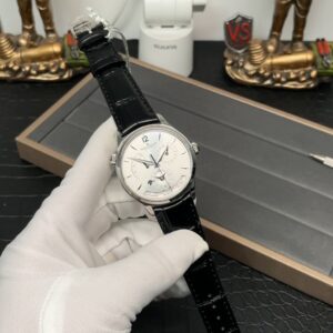 Jaeger-LeCoultre geographic master Q1428421 watch
