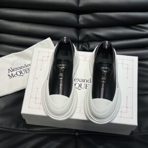 Couple thick bottom shoes imported cowhide