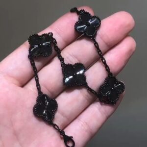 Gold black five flower bracelet