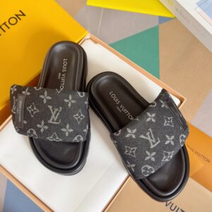 Pool Pillow Comfortable Sandals with Animal Pattern
