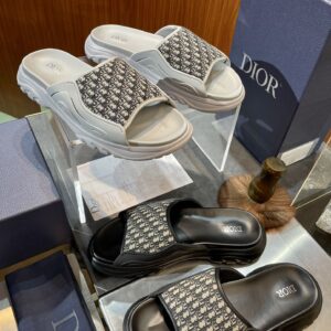 DIO Trands / Slippers