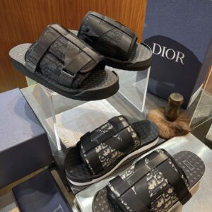 DIO Trands / Slippers