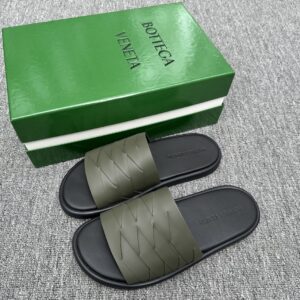 Bottega Veneta men's sandal