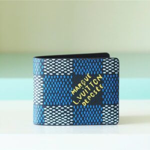 M83193 zippy wallet series collection