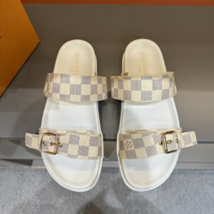 Summer sandals