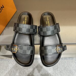 Summer sandals