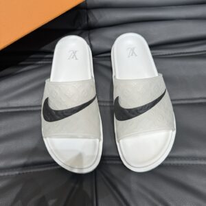 Men's spring summer slides with Italian material sole