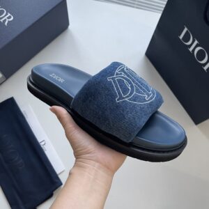 Dior Aqua Slides