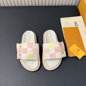 IV couple sandal