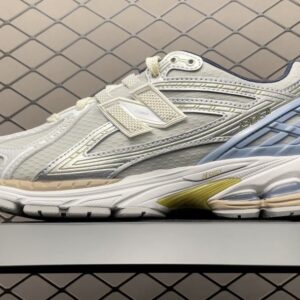 KITH x New Balance M1906RKC Running Shoes