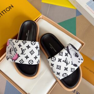 Louis Vuitton Pool Pillow Comfort sandal