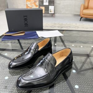 Dior leather shoe