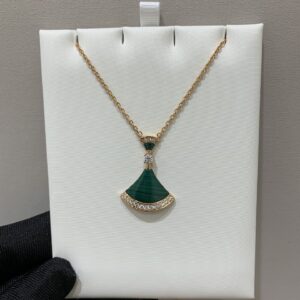 Bv small dress necklace