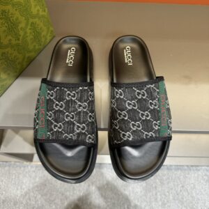 Summer sandals