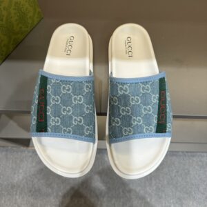 Summer sandals