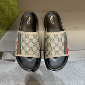 Summer sandals