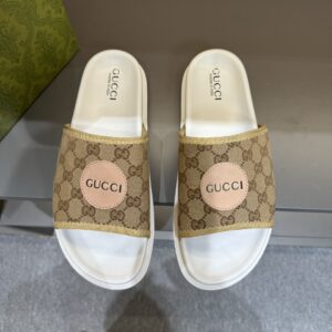 Summer sandals
