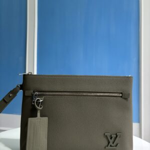Louis Vuitton Takeoff hand bag