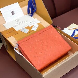 Louis Vuitton Pochette Voyage hand bag