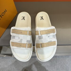 LV high-end mens summer slipper with rubber sole