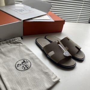H brand classic mens slipper with comfortable sole
