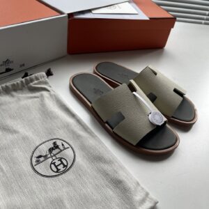 Handcrafted mens H brand summer slip-on