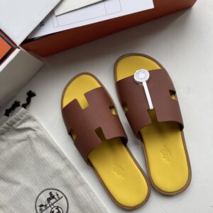 Hershes Classic Men's Slip-on