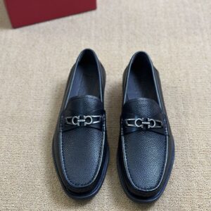 Business casual leather shoes