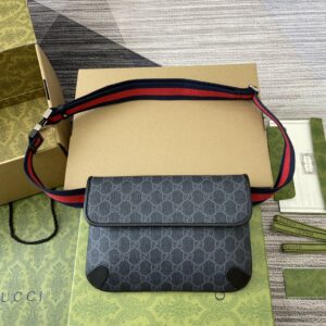 GG zip pouch