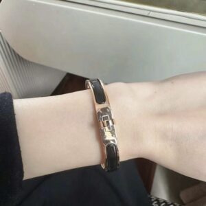 Hermes new Kelly enamel arm ring