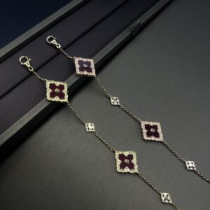 Three flower bracelet red pearl