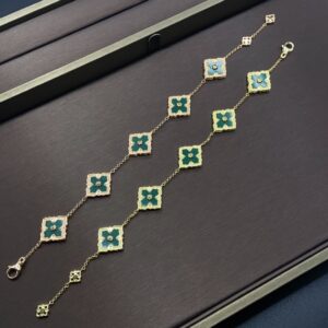 Five flower bracelet green pearl
