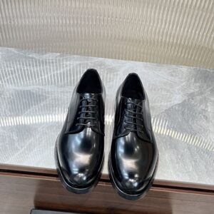 Business casual leather dress shoes with premium materials