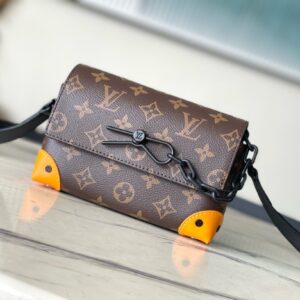 Steamer Crossbody Bag Soft taurillon leather brown