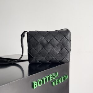 Diago Shoulder Bag