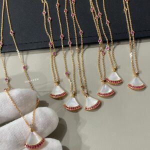 Bvlgari pink diamond fan necklace