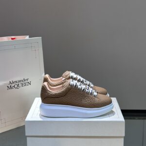 Thick Height Enhancing Shoes