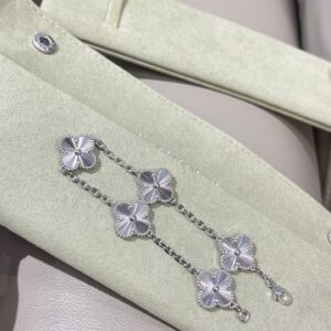VCA laser-cut car flower bangle