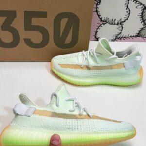 Adidas Yeezy 350 V2 sneakers asia label
