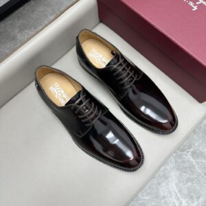 Classic men's business leather dress shoes